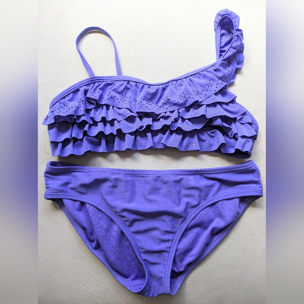 Cute asymmetrical 2pc Girls Ruffle Swimsuit - size XL